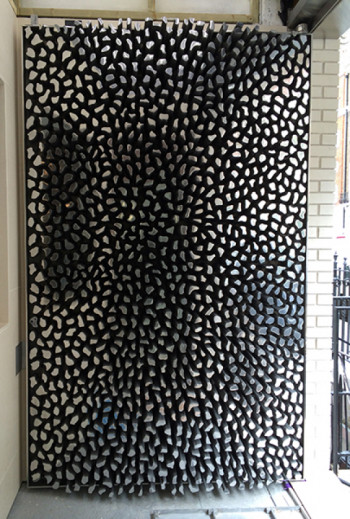 Aluminium cast Gate, Grandioso, 77 Wimpole Street, london, Artist Lee Simmons. Photo By HGMP Aluminium cast Gate, Grandioso, 77 Wimpole Street, london, Artist Lee Simmons. Photo By HGMP